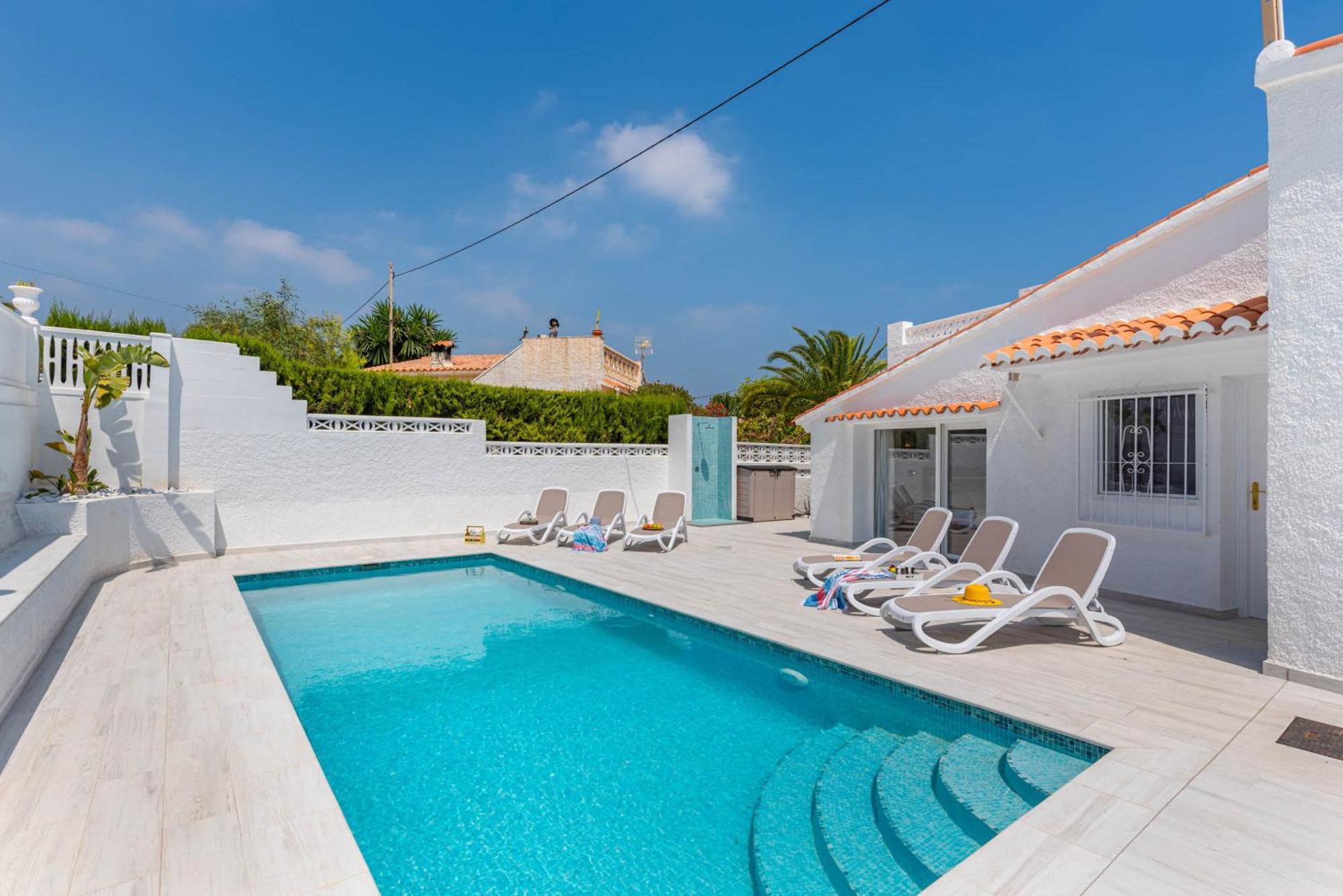Amanecer - Plusholidays Villa *